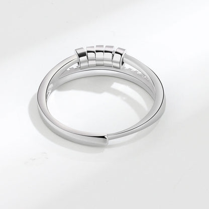 💍✨ Snurrbar Zirconring – Elegant & Stresslindrande ✨💍