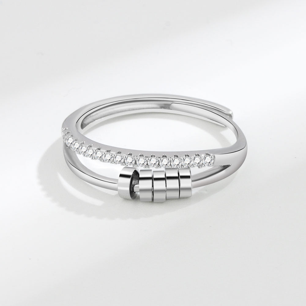 💍✨ Snurrbar Zirconring – Elegant & Stresslindrande ✨💍