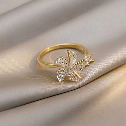 Snurrande Vindmöllering – Stilren & Unik Design