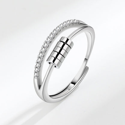 💍✨ Snurrbar Zirconring – Elegant & Stresslindrande ✨💍