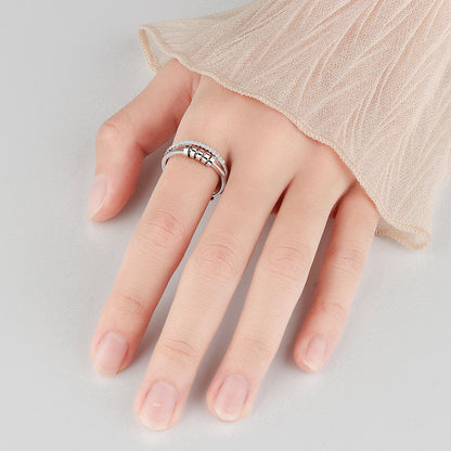 💍✨ Snurrbar Zirconring – Elegant & Stresslindrande ✨💍